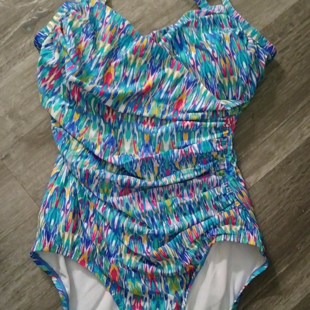 Jantzen one piece bathing suit
